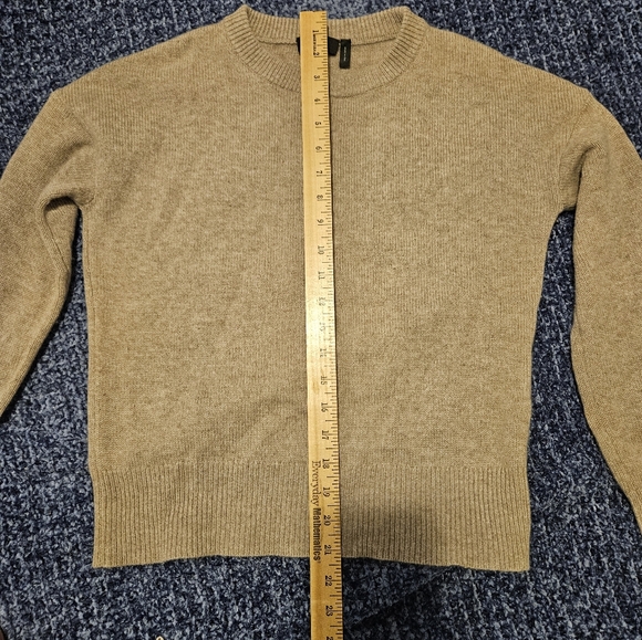 Theory Cashmere Sweater Womens Petite Tan, Beige Knit Pullover, Crew Neck - Picture 7 of 9